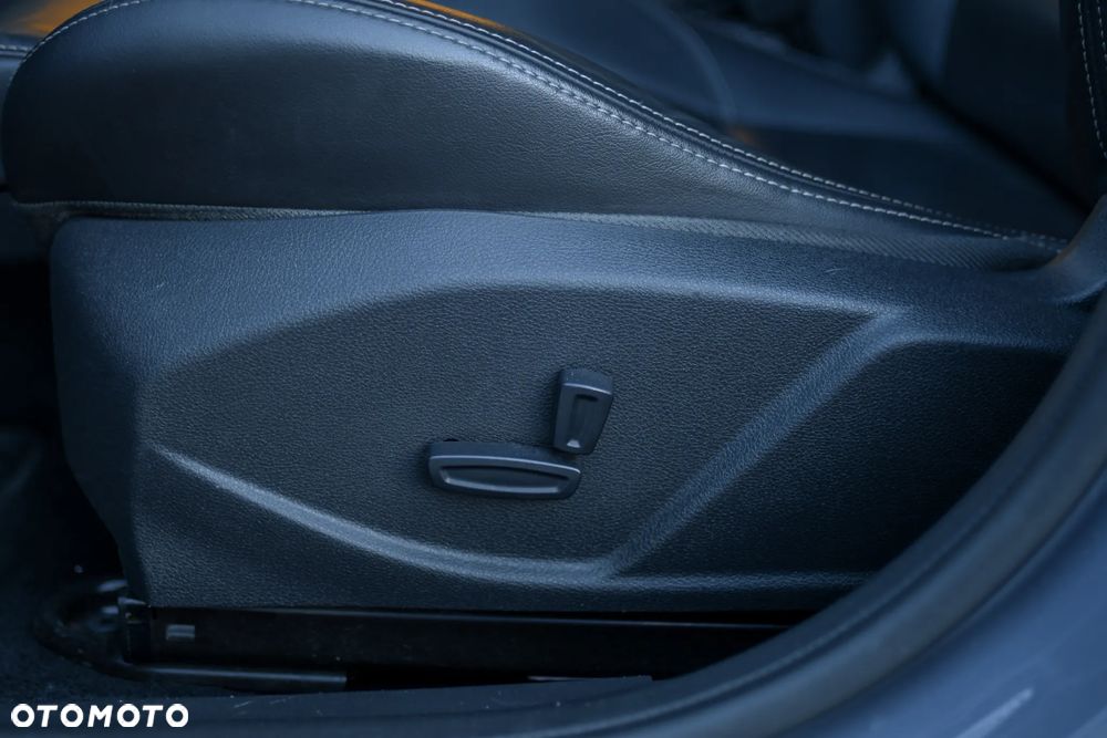 Ford Focus 2.0 TDCi ST-2 - 36