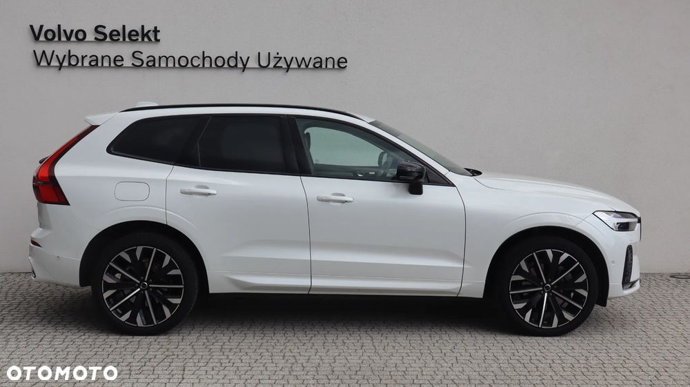 Volvo XC 60 B5 B AWD Ultra Dark - 9