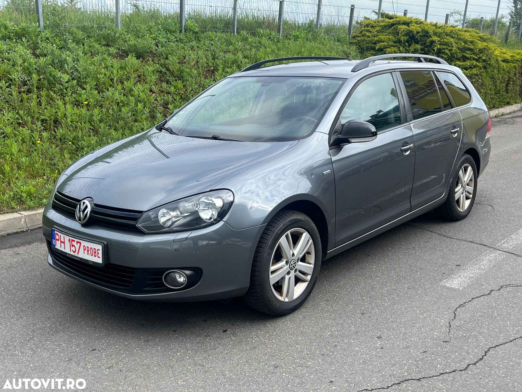 Volkswagen Golf 1.2 TSI MATCH - 1