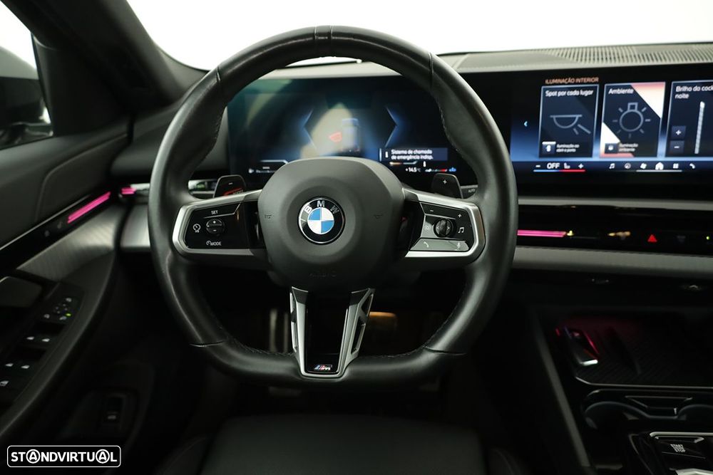 BMW 520 d Pack Desportivo M - 19