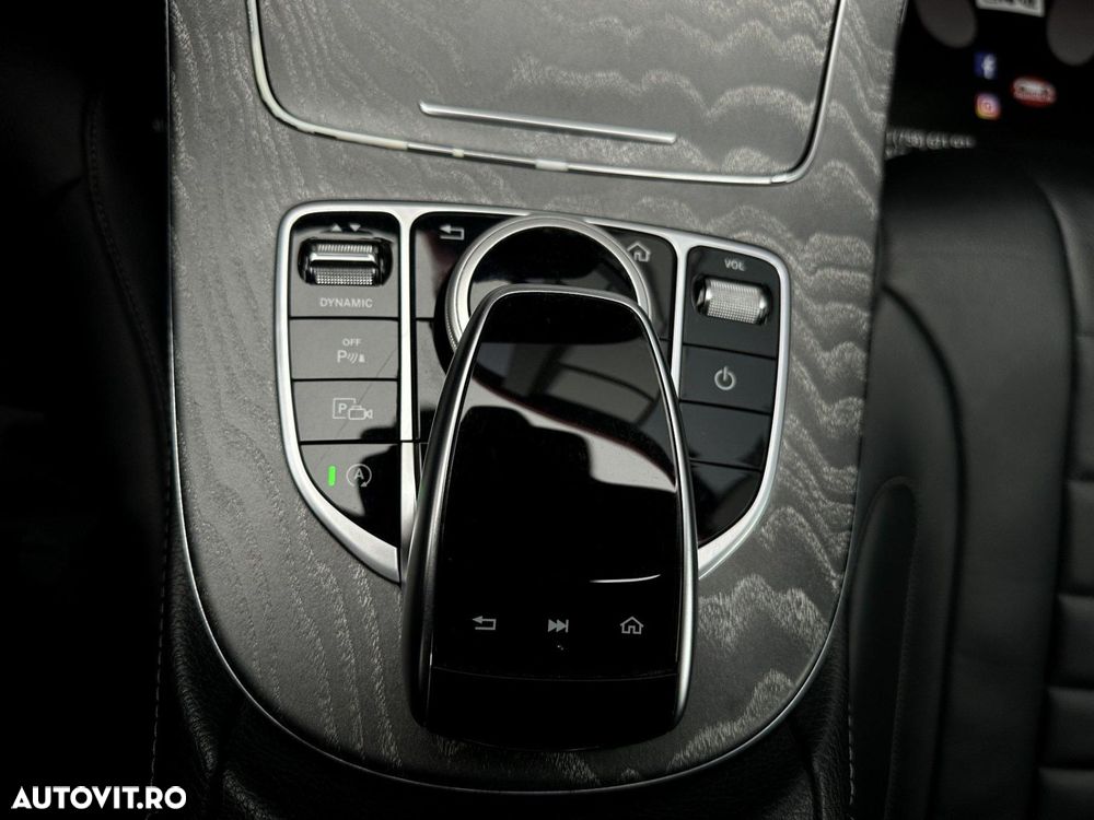 Mercedes-Benz CLS - 26