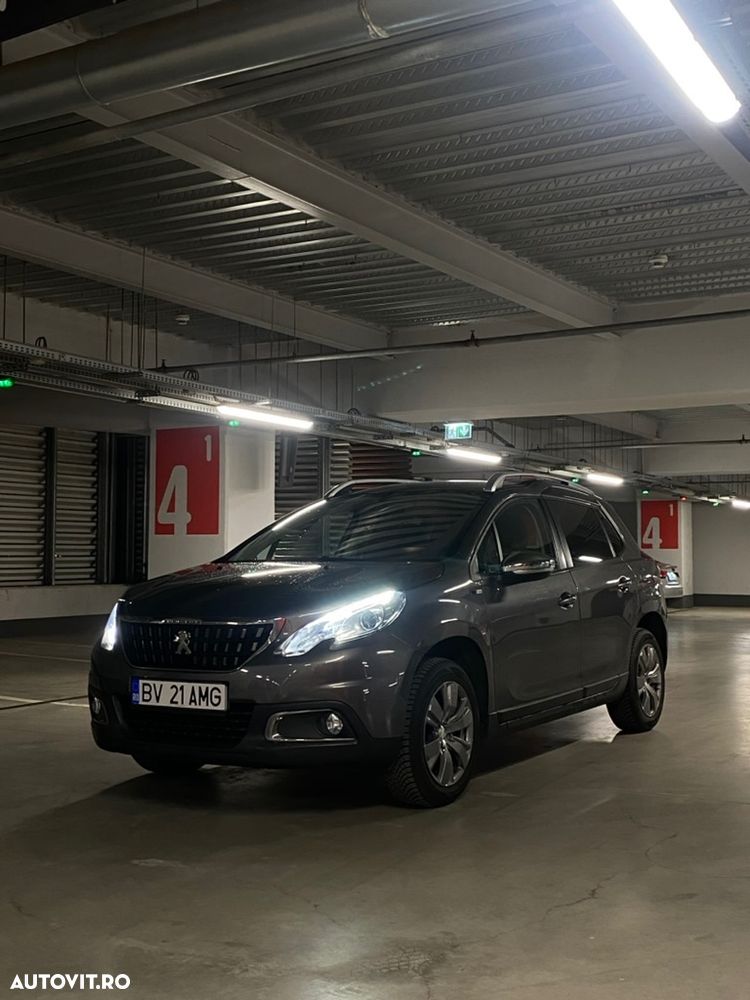 Peugeot 2008 PureTech 82 Style - 1