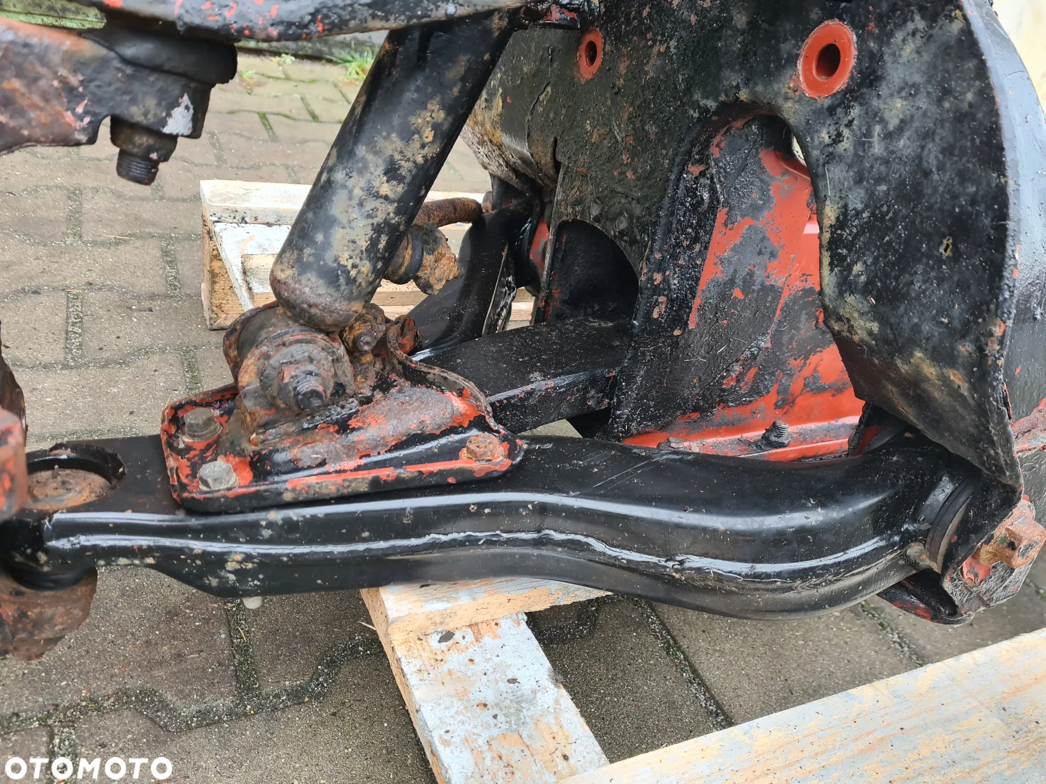 IVECO DAILY 3 99-06 sanki zawieszenie przód resor poprzeczny zwrotnice - 5