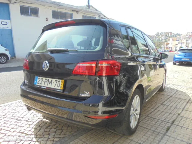 VW Golf Sportsvan 1.6 TDI Confortline - 5