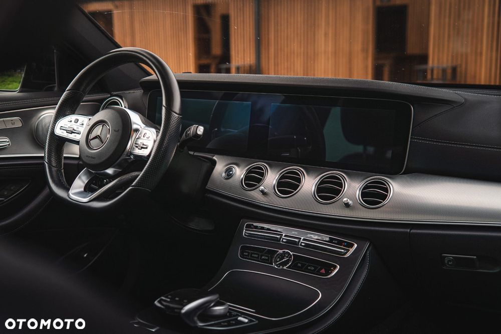 Mercedes-Benz Klasa E 200 d 9G-TRONIC - 13