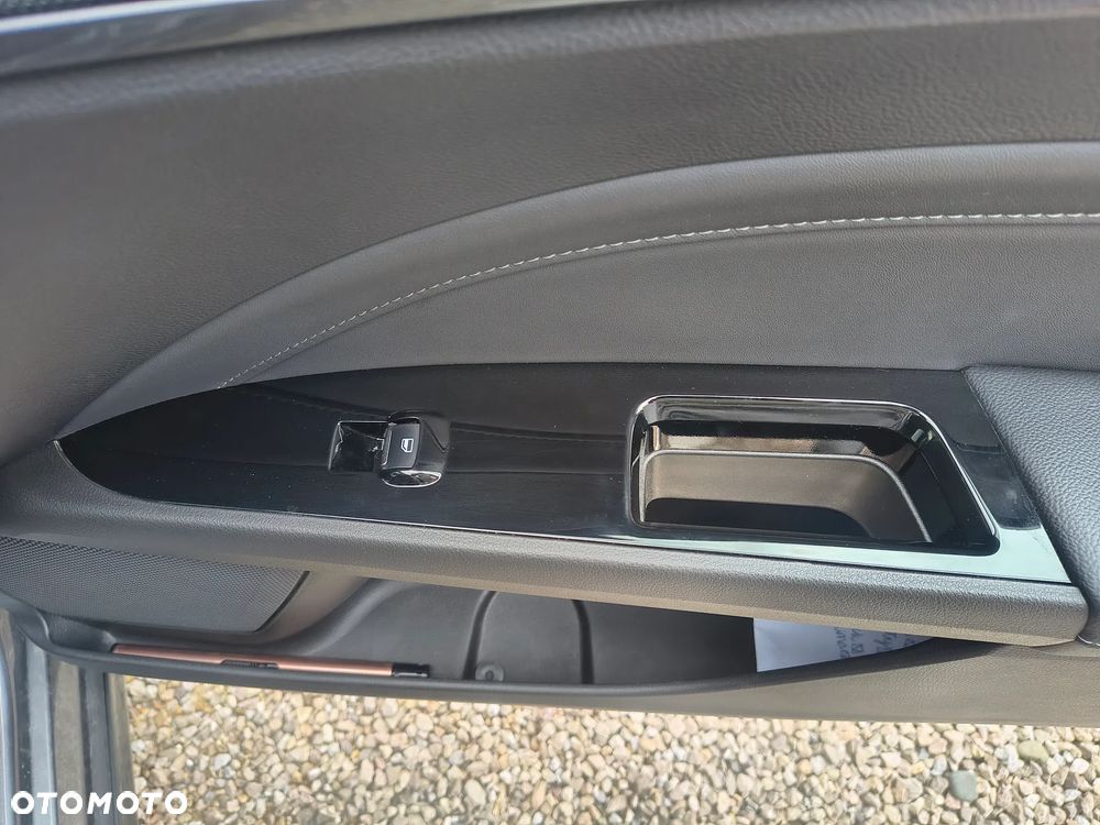 Ford Mondeo 2.0 EcoBlue Titanium - 19