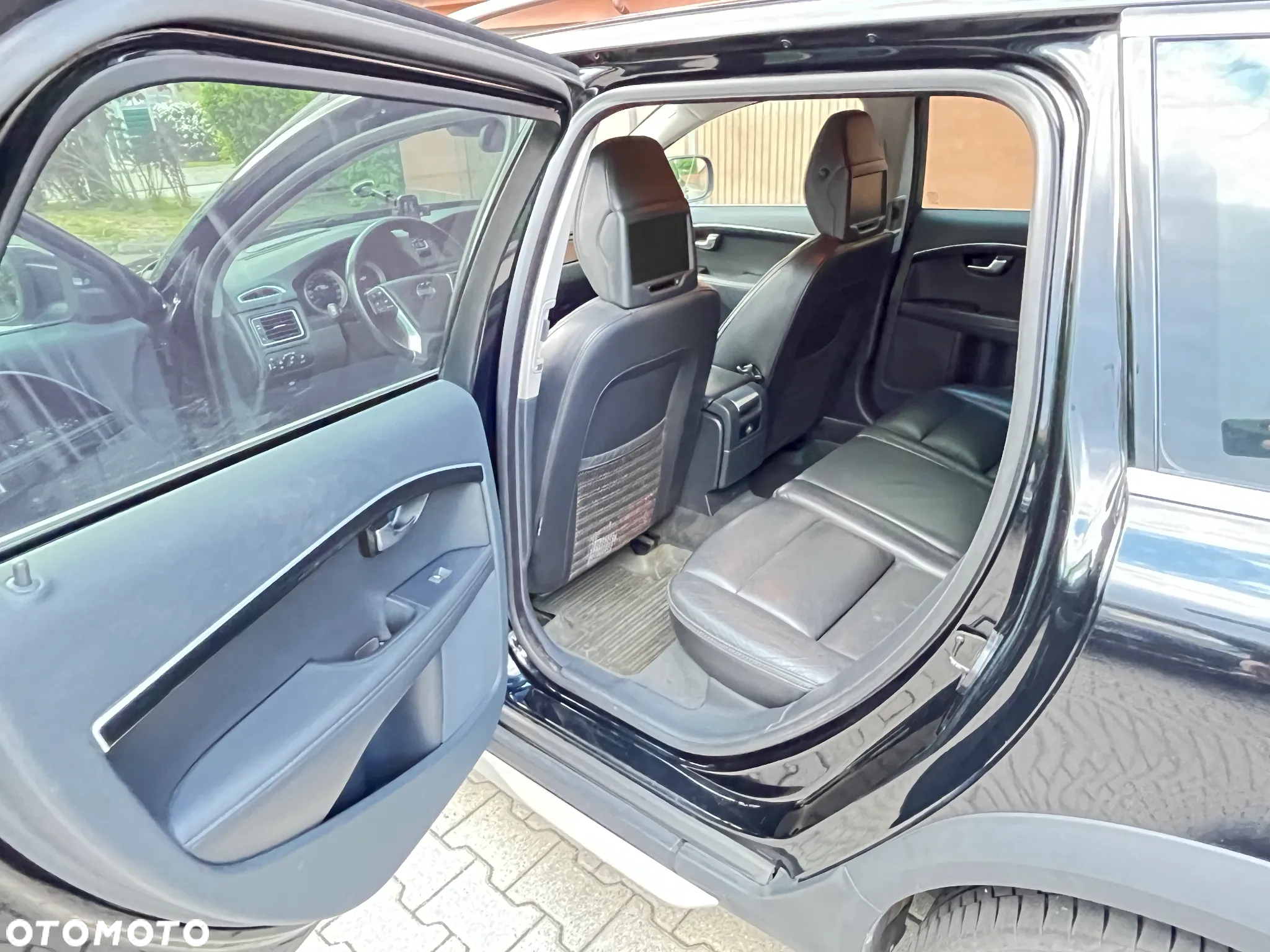Volvo XC 70 - 21