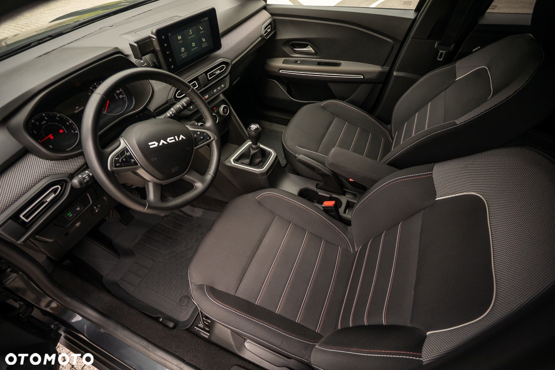 Dacia Jogger 1.0 TCe Extreme+ 7os - 17