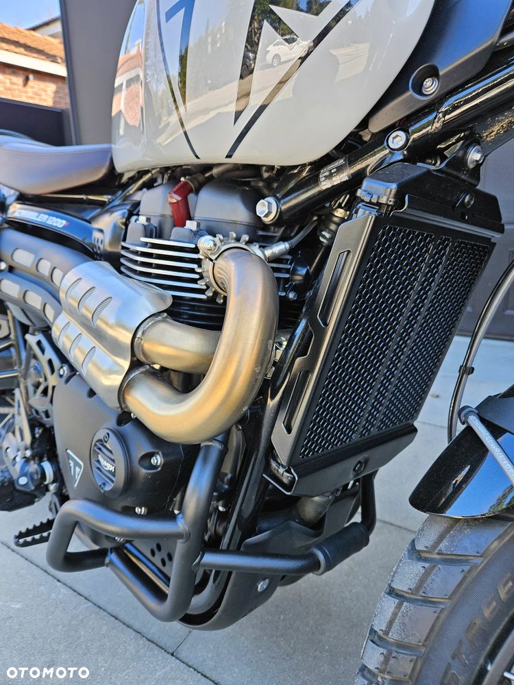 Triumph Scrambler - 4