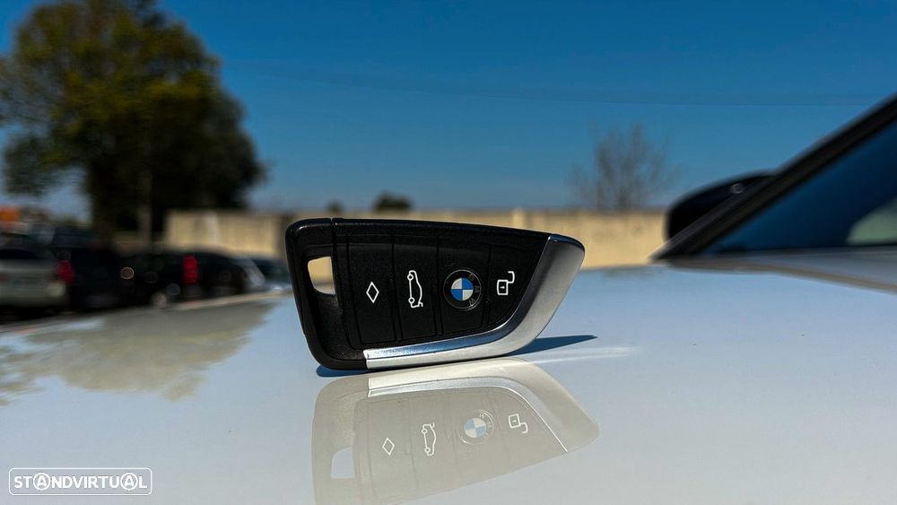 BMW i4 eDrive40 Pack Desportivo M Pro - 18