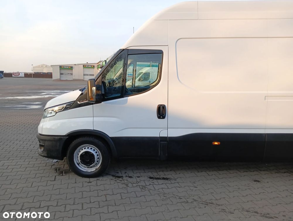 Iveco 35s18 - 9