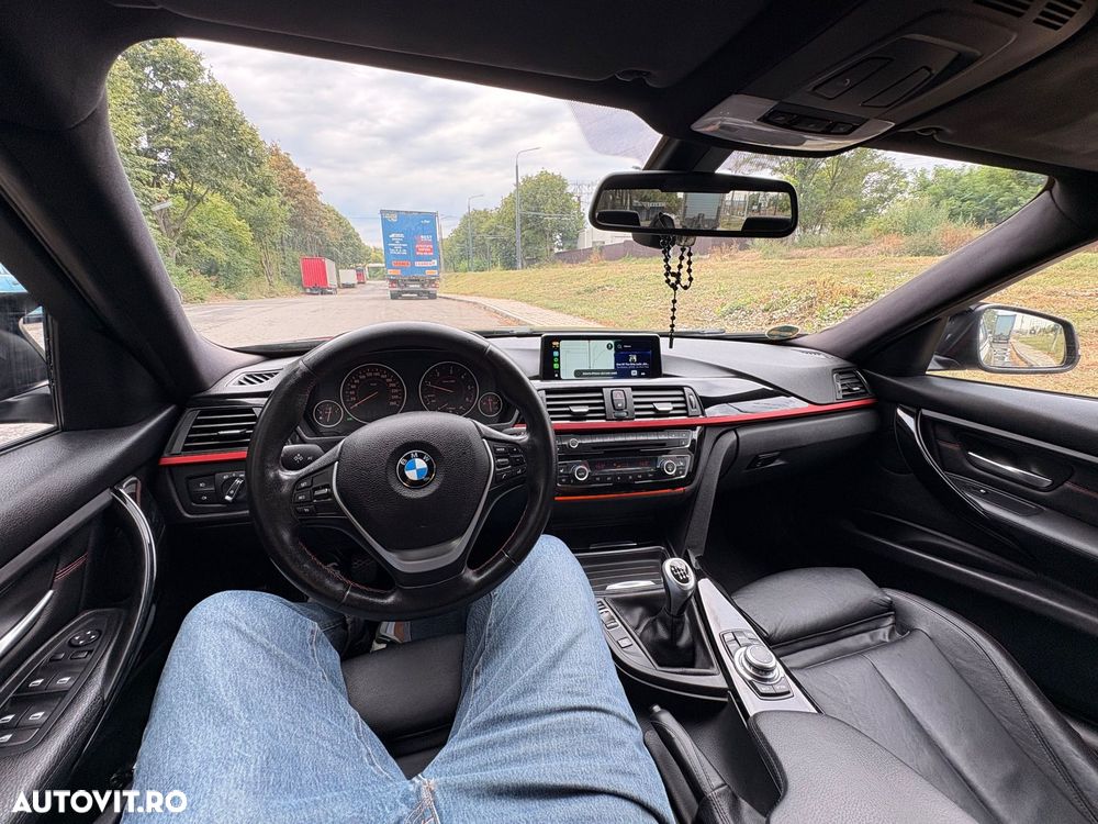 BMW Seria 3 320d - 18