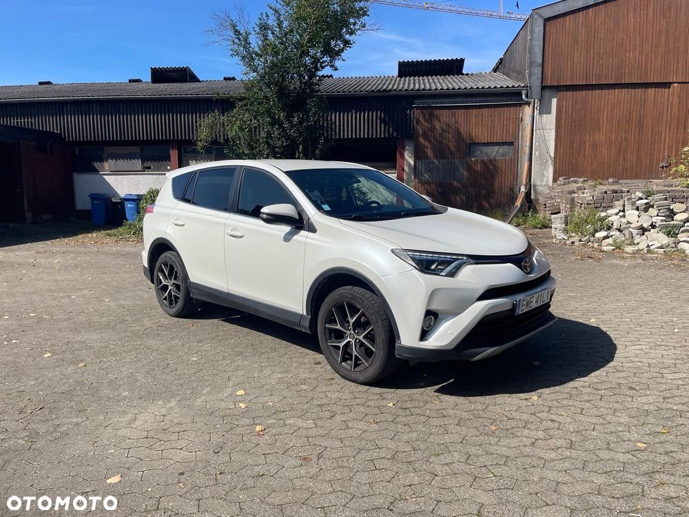 Toyota RAV4 - 5