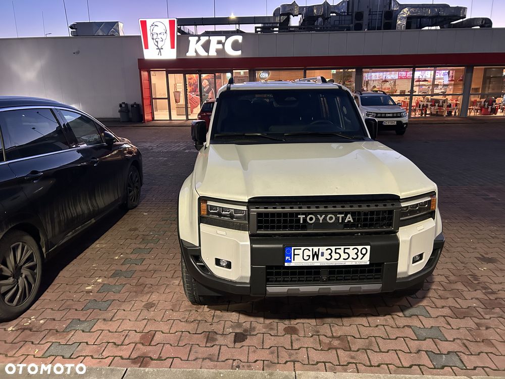 Toyota Land Cruiser LC 2.8 D-4D Invincible - 3