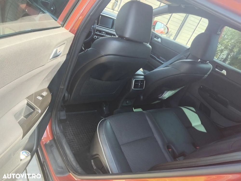 Kia Sportage 1.6 DSL 7DCT HP 4x2 GT Line - 16