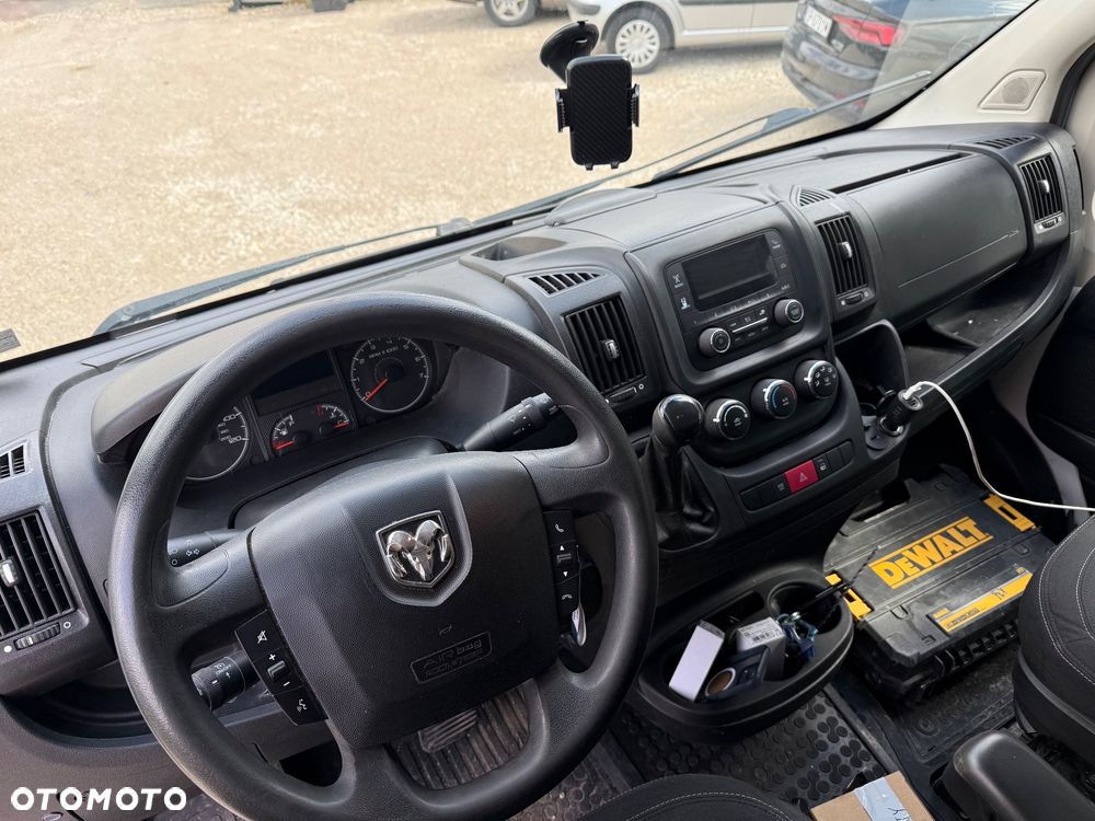 Dodge Ram promaster 1500 - 9
