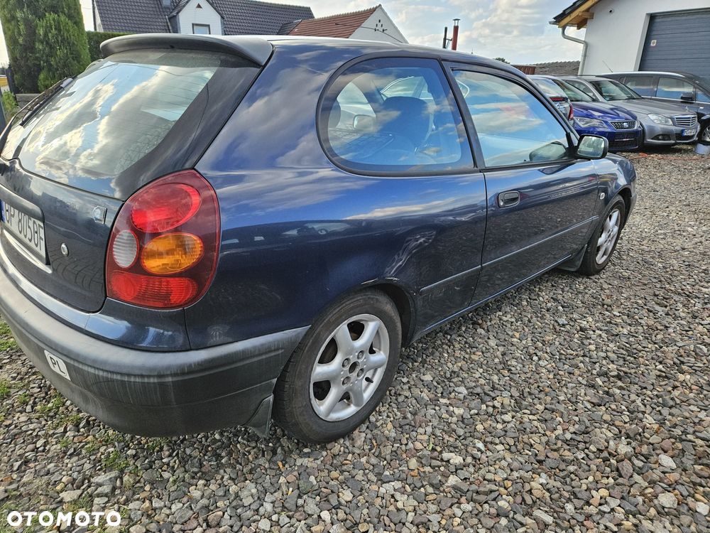 Toyota Corolla - 3
