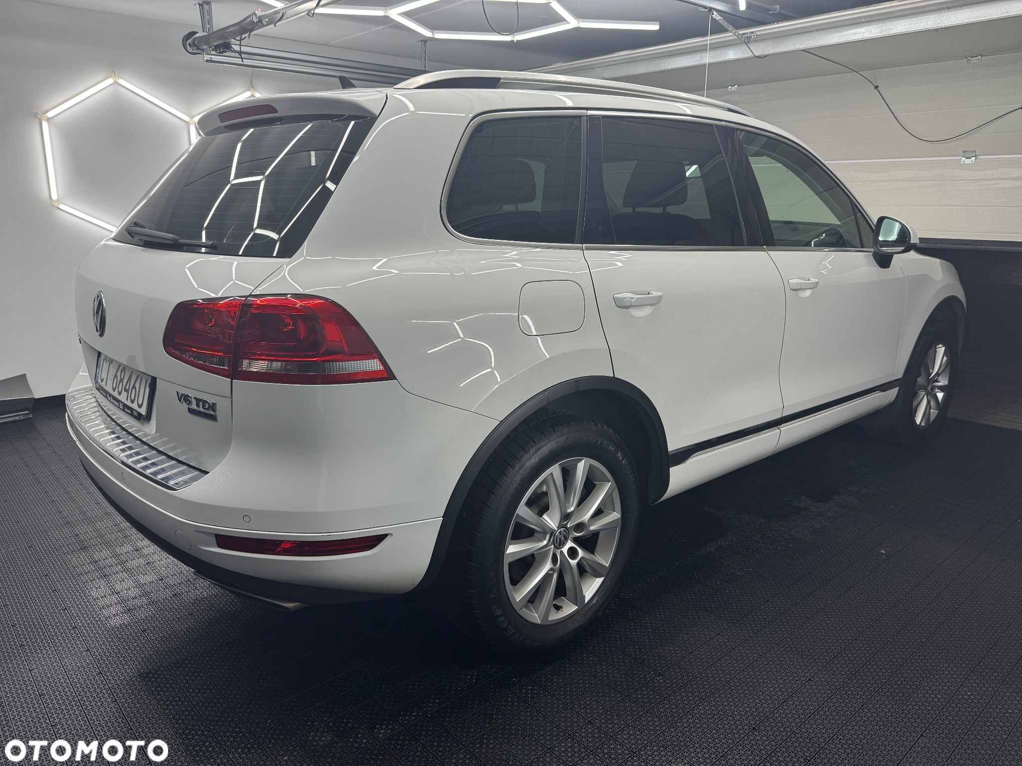 Volkswagen Touareg 3.0 V6 TDI BMT - 7