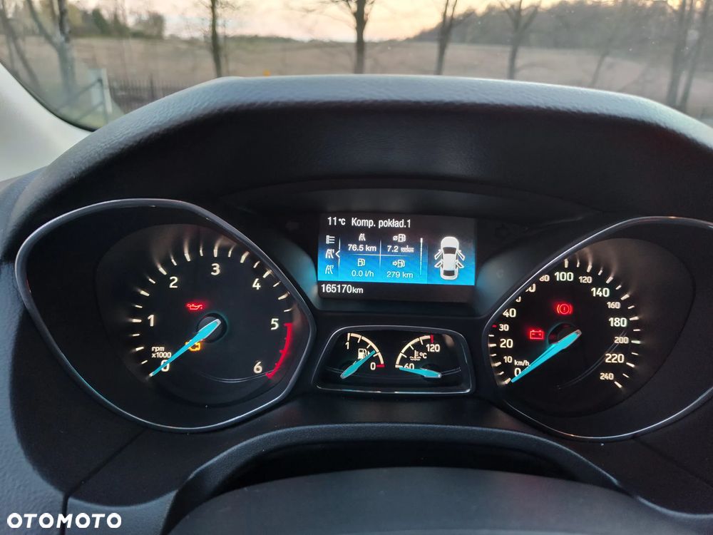 Ford Focus 1.5 TDCi SYNC Edition - 4