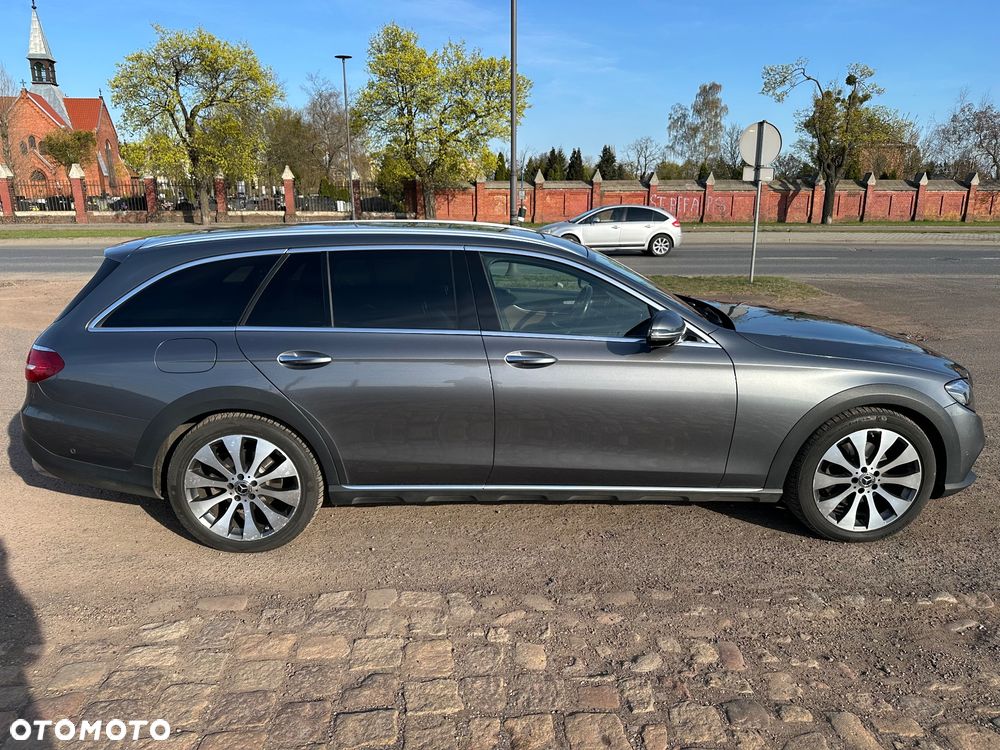 Mercedes-Benz Klasa E 220 d 4-Matic All-Terrain - 8