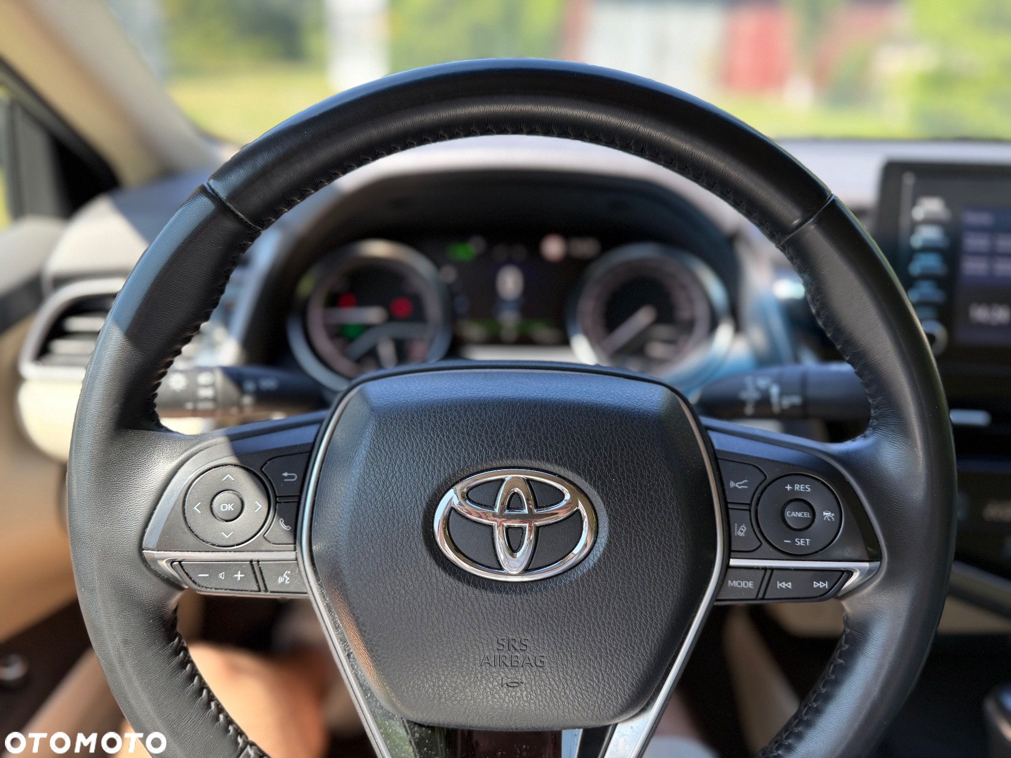 Toyota Camry Business Edition - 19