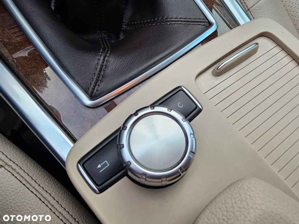 Mercedes-Benz Klasa E 220 CDI Avantgarde - 20