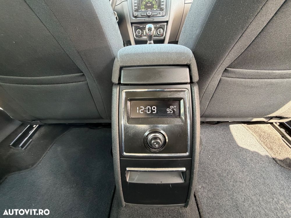 Skoda Superb 1.6 TDI Ambition - 35