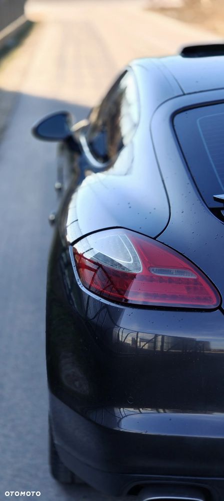 Porsche Panamera 4 PDK - 2