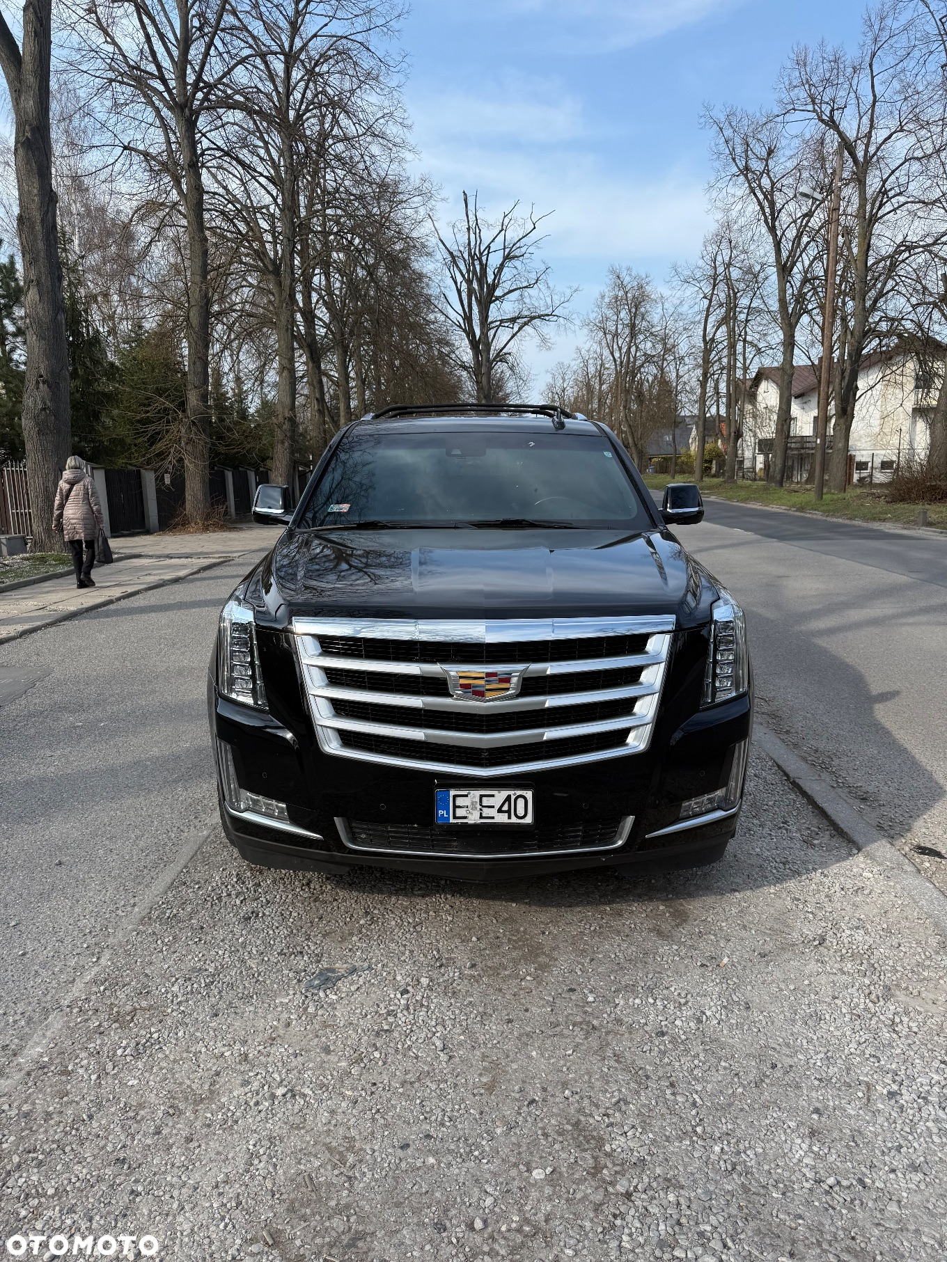Cadillac Escalade - 2