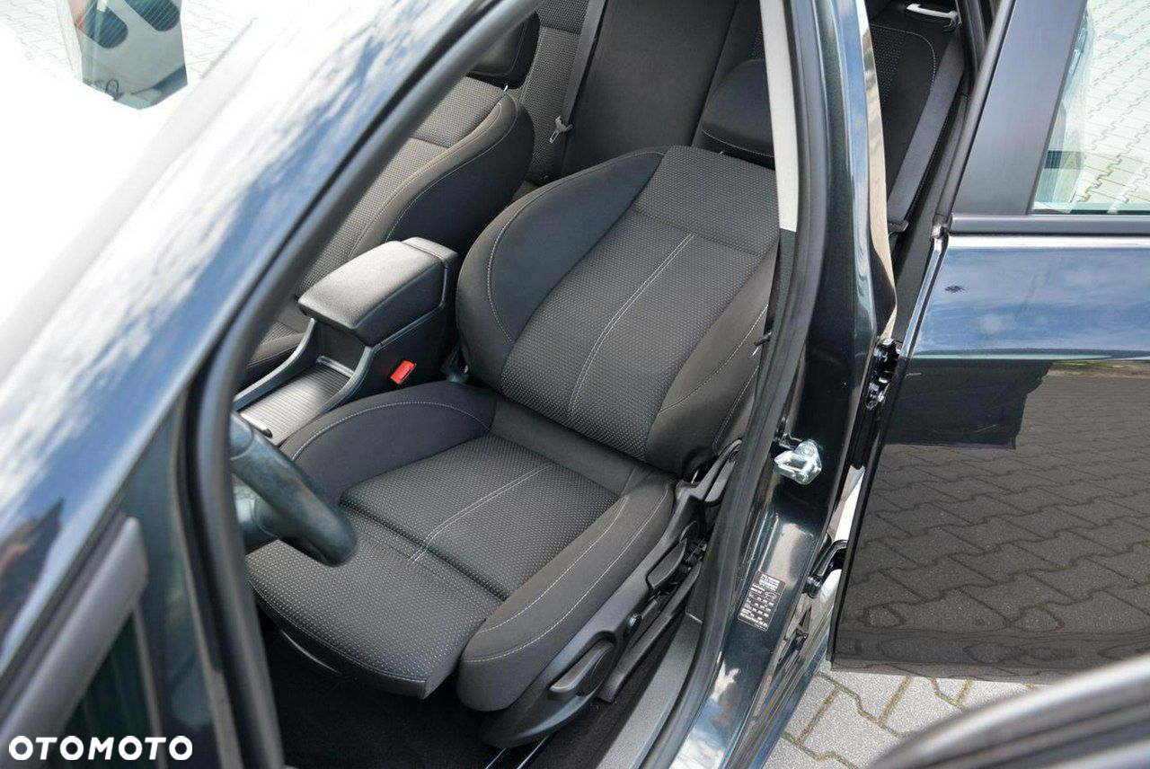 Opel Astra - 18