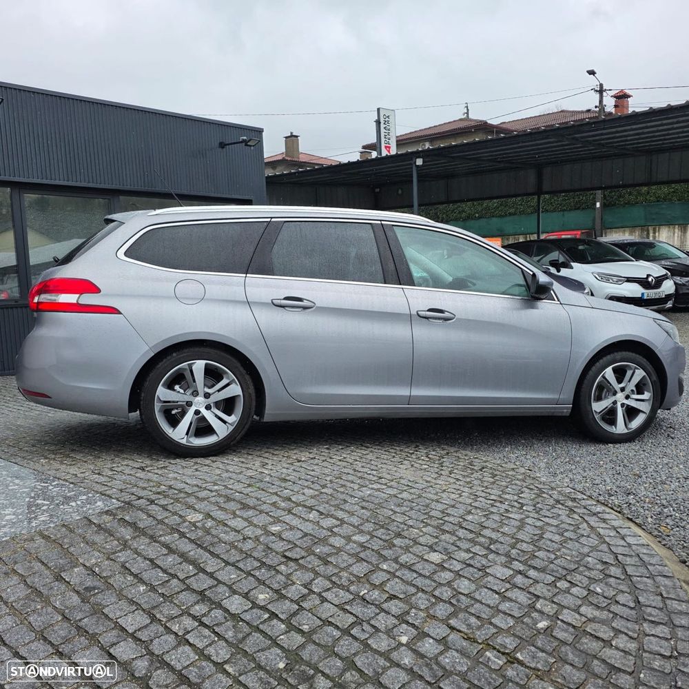 Peugeot 308 SW - 12