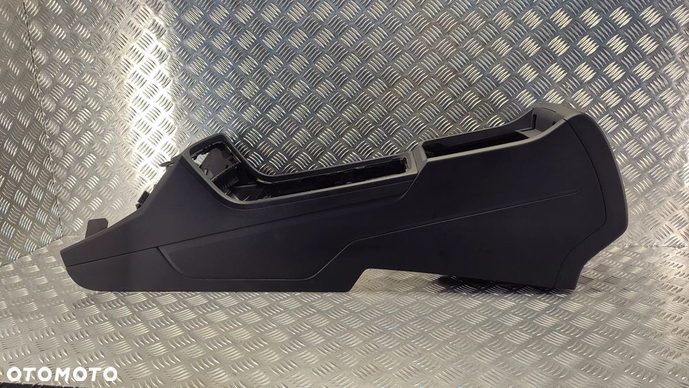 VW TOUAREG 7P 10-18R TUNEL ŚRODKOWY CZARNY 7P1863243 - 2