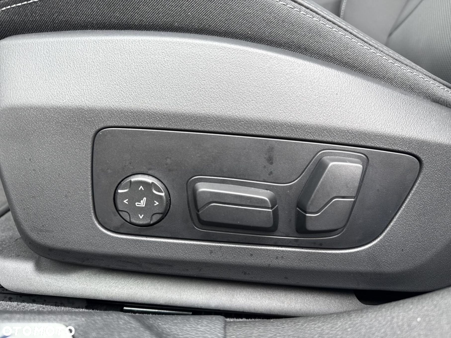 BMW Seria 2 - 24