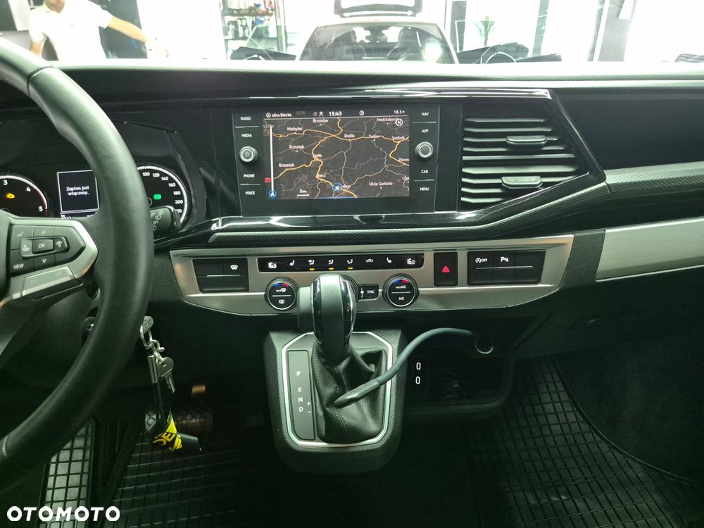 Volkswagen California - 28
