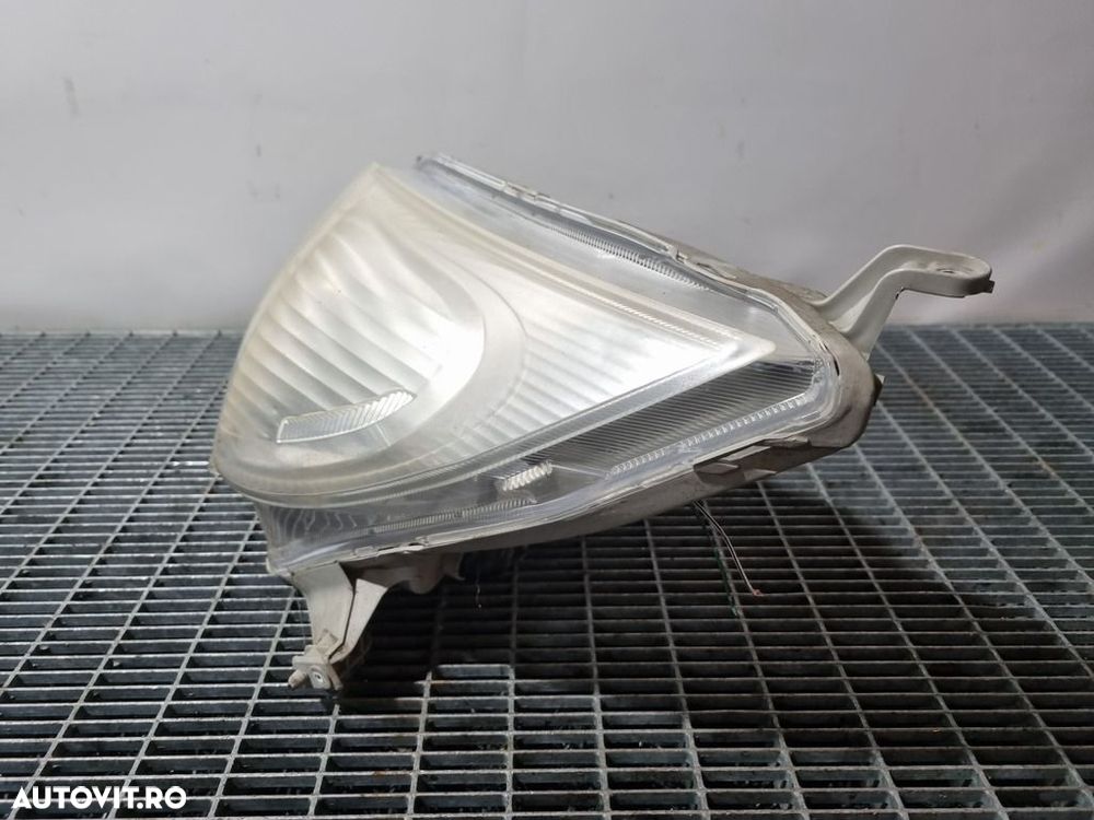 Far Stanga Daihatsu Terios 2006 - 2010 SUV 4 Usi (1494) Fara xenon - 2