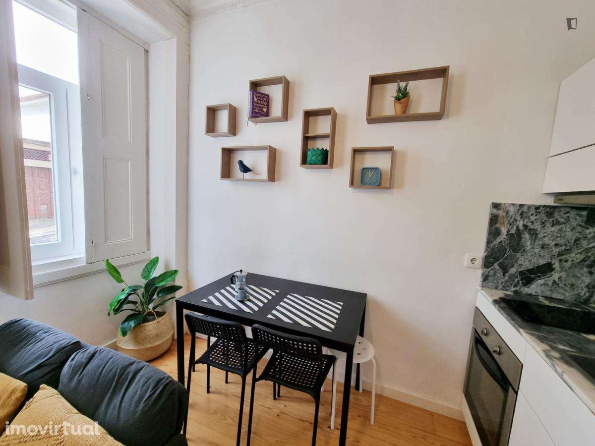 Apartamento com 1 quartos - localizado em Montes Claros Coimbra - Grande imagem: 3/18