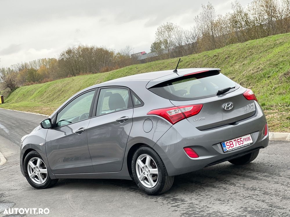 Hyundai i30 1.6 CRDI Comfort - 6