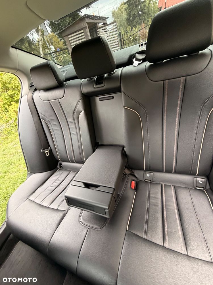 BMW Seria 5 520d Luxury Line sport - 10