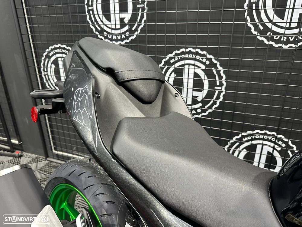 Kawasaki Z 500 SE 2026 - 8