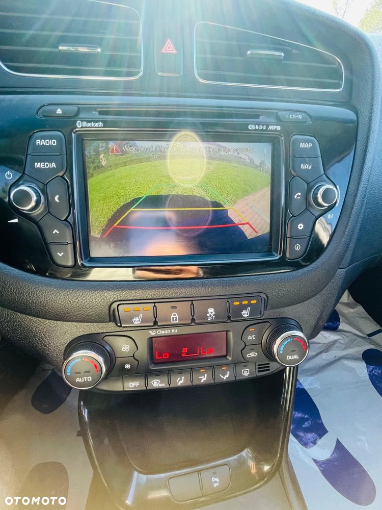 Kia Ceed 1.6 GDI ISG Spirit - 15