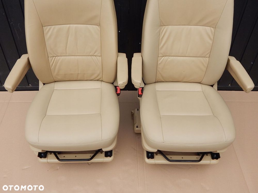vw t5 multivan fotel kierowcy pasażera prawy lewy komplet skóra beżowy - 5