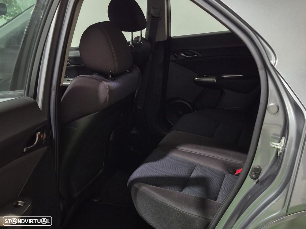 Honda Civic 1.8 Elegance - 27