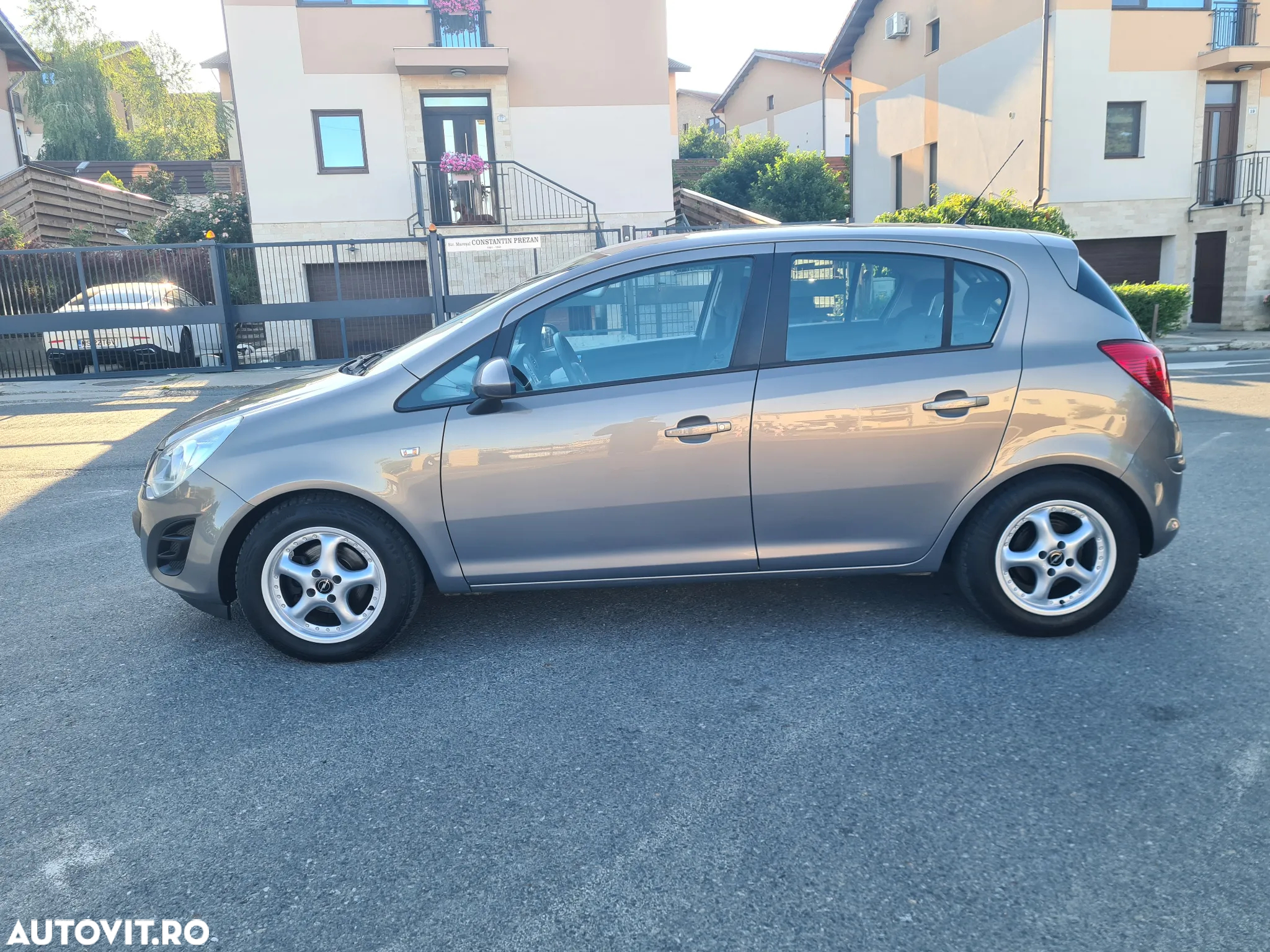 Opel Corsa 1.3 CDTI EcoFlex Start/Stop Cosmo - 22