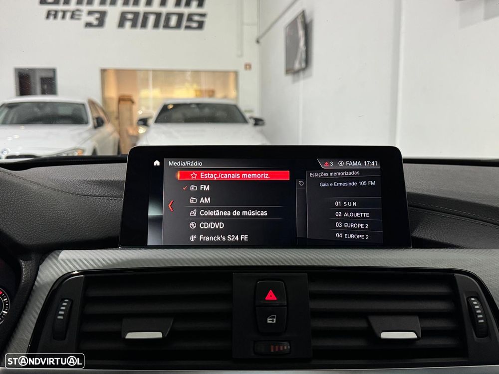 BMW 320 i Pack M Auto - 31