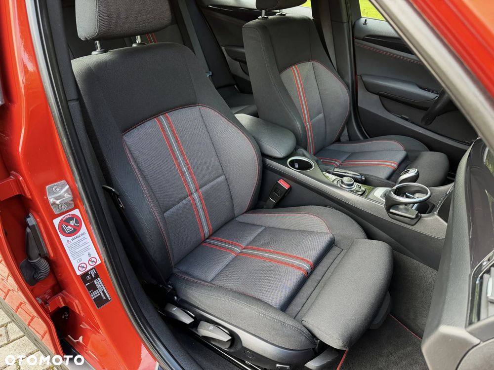 BMW X1 xDrive20d Sport Line - 18