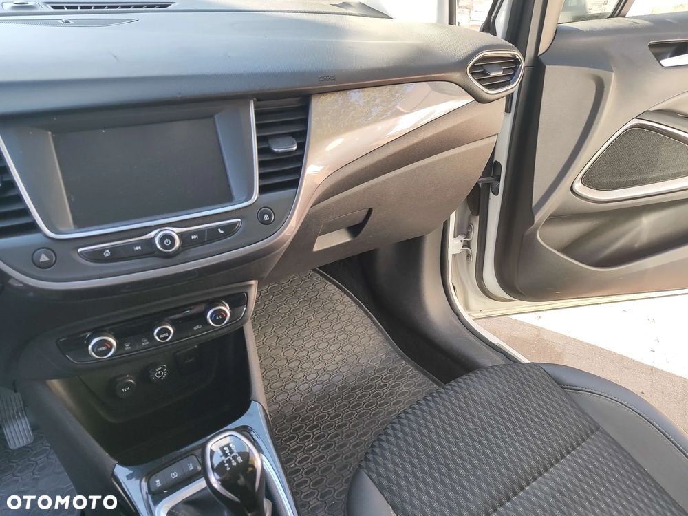 Opel Crossland X - 7
