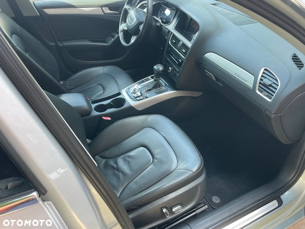 Audi A4 Limousine - 15