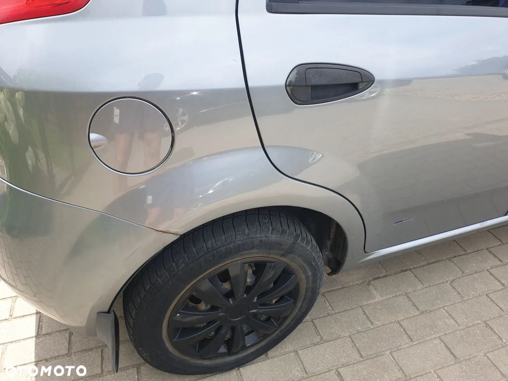 Fiat Punto 1.2 16V Dynamic - 11