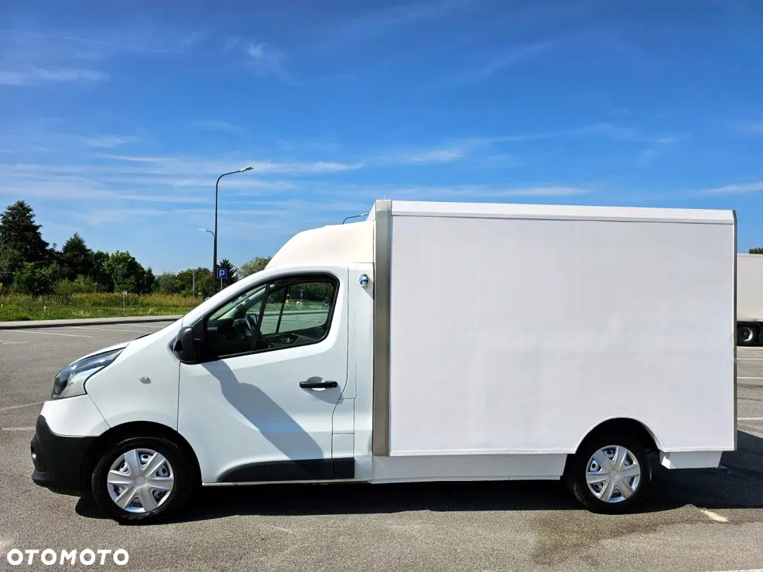 Renault Trafic - 28