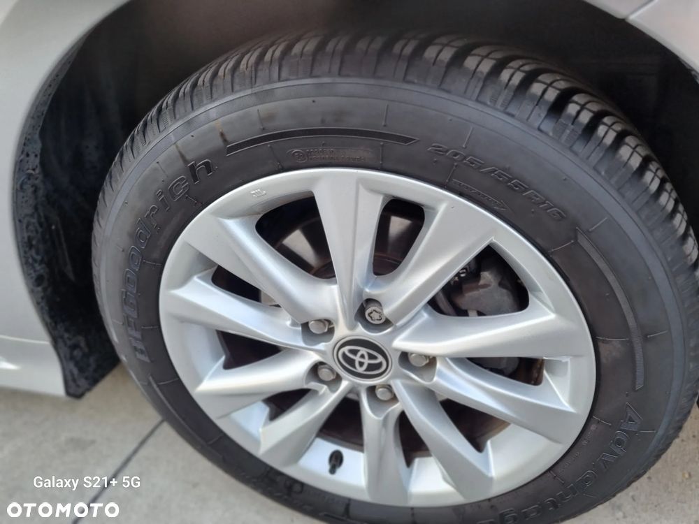 Toyota Corolla 1.5 Comfort - 27
